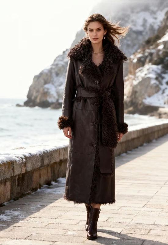 Curly Wendemantel Noella aus Lammfell - Dunkelbraun