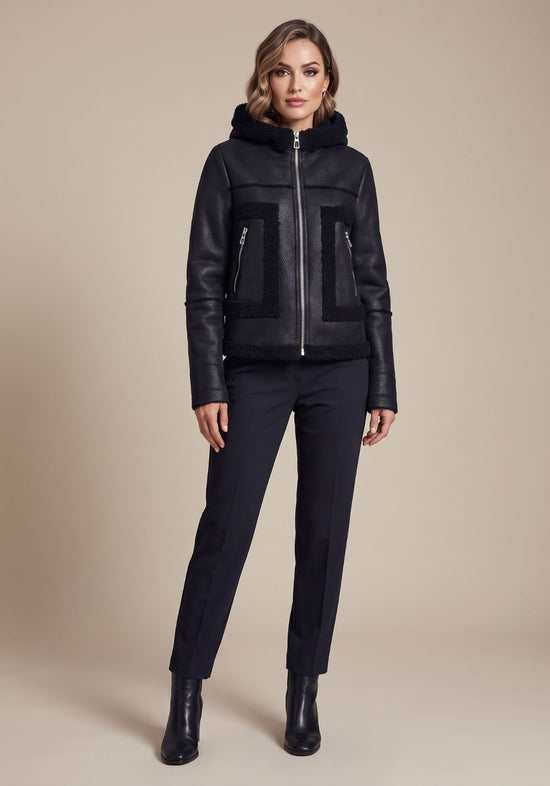 Lammfelljacke im Urban-Look – Mit Kapuze für maximalen Komfort