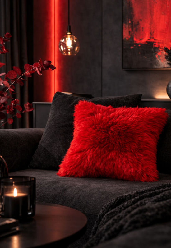 Lammfellkissen Merino Rot mit Inlett