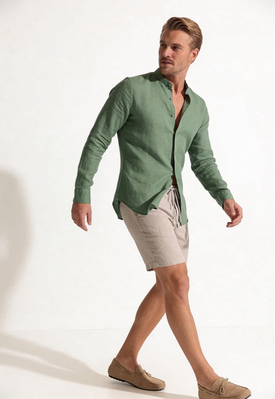 Herrenhemd aus 100% Leinen in Grün - Sommerhemd mit Stehkragen