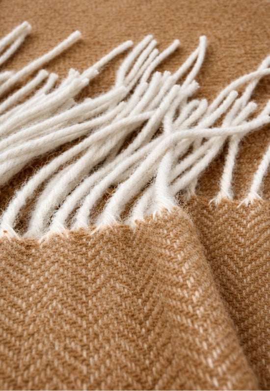 Merino wool blanket, 140 × 200 cm, in Cammello