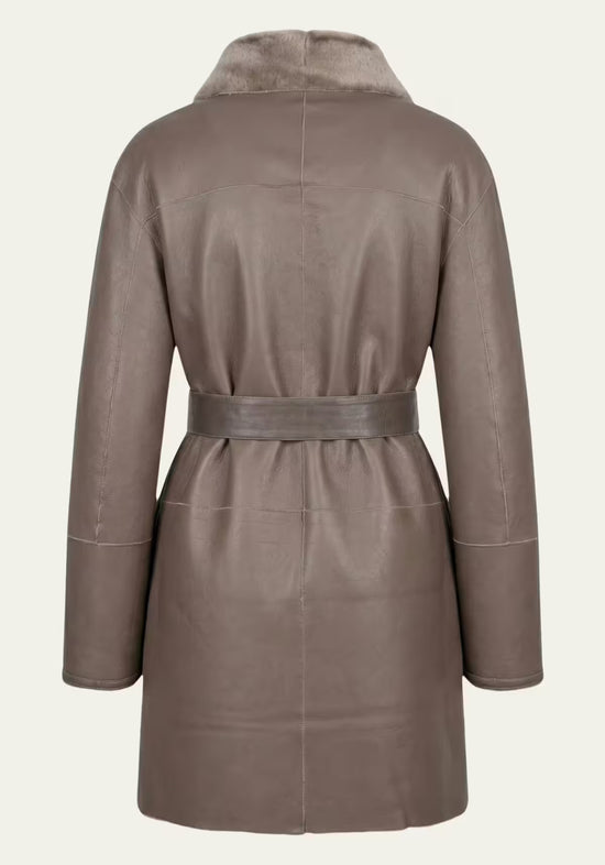 Exklusiver Merino Shearling Wendemantel Graubraun – Zwei Luxus-Looks in einem