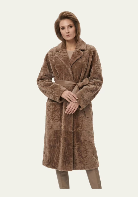 Luxus Shearling Lammfellmantel Cappuccino – Exklusive Damenmode