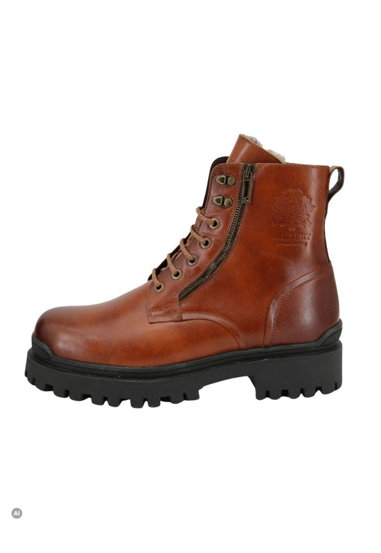 Brown men's sheepskin ankle boot in side view, made of leather with a sturdy sole.